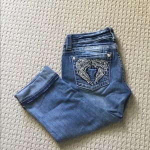 Miss Me cuffed Capris